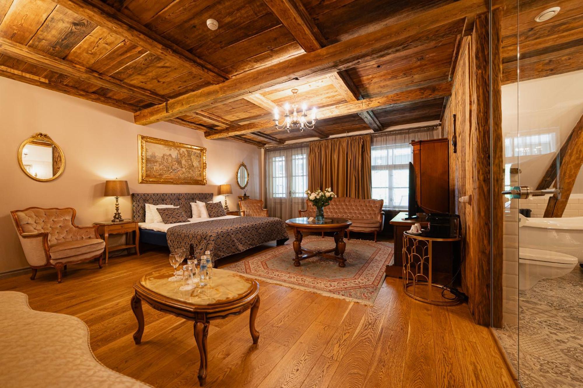 Boutique Hotel Virkas Muiza Kuldīga Exteriör bild