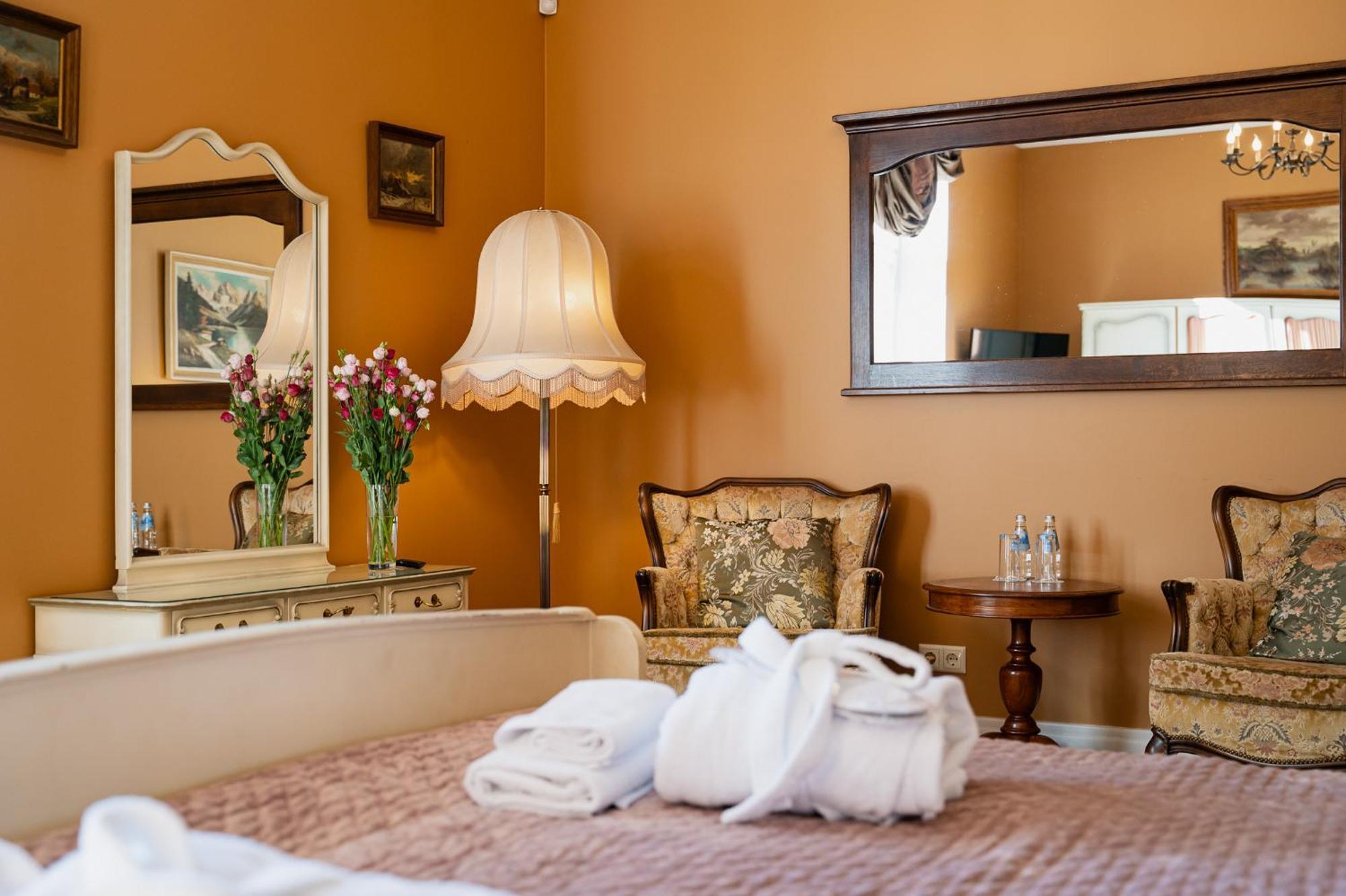 Boutique Hotel Virkas Muiza Kuldīga Rum bild