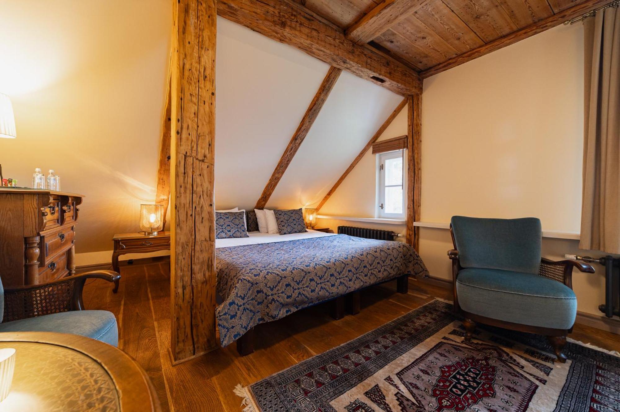 Boutique Hotel Virkas Muiza Kuldīga Rum bild