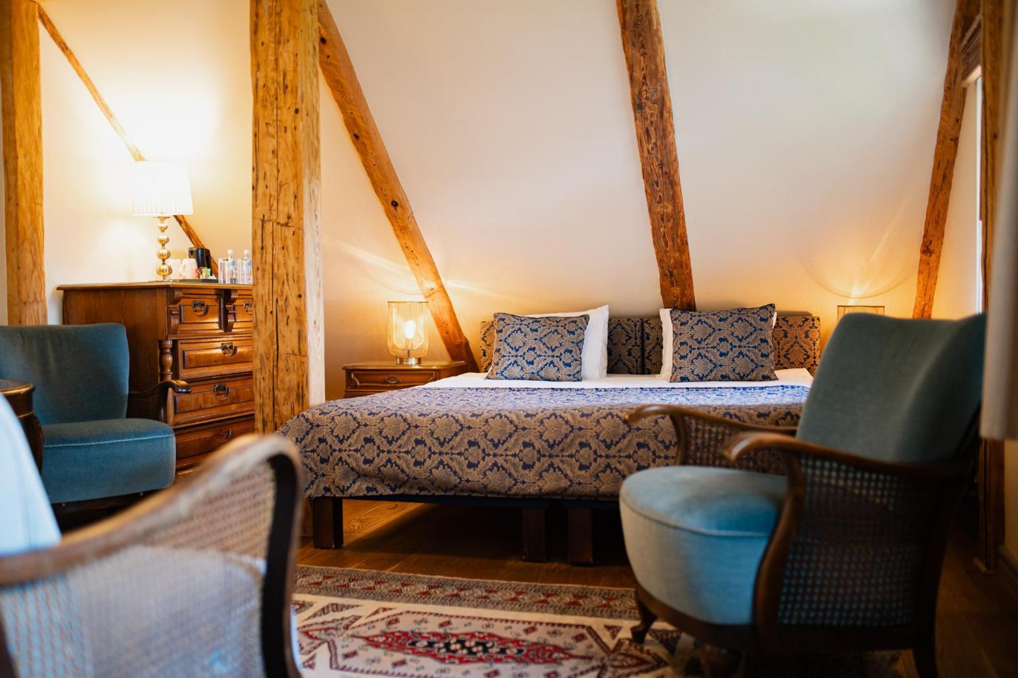 Boutique Hotel Virkas Muiza Kuldīga Rum bild