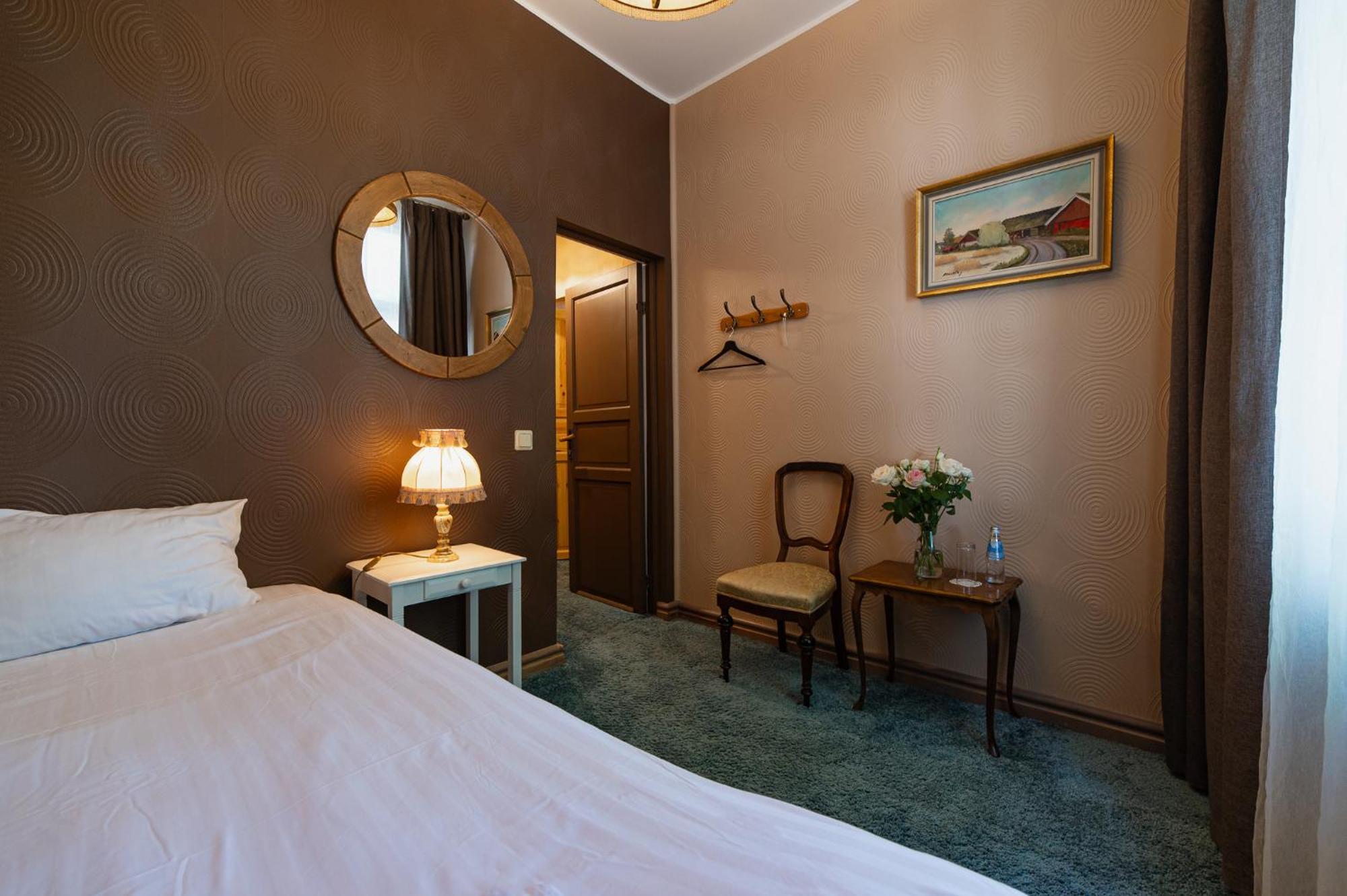 Boutique Hotel Virkas Muiza Kuldīga Exteriör bild