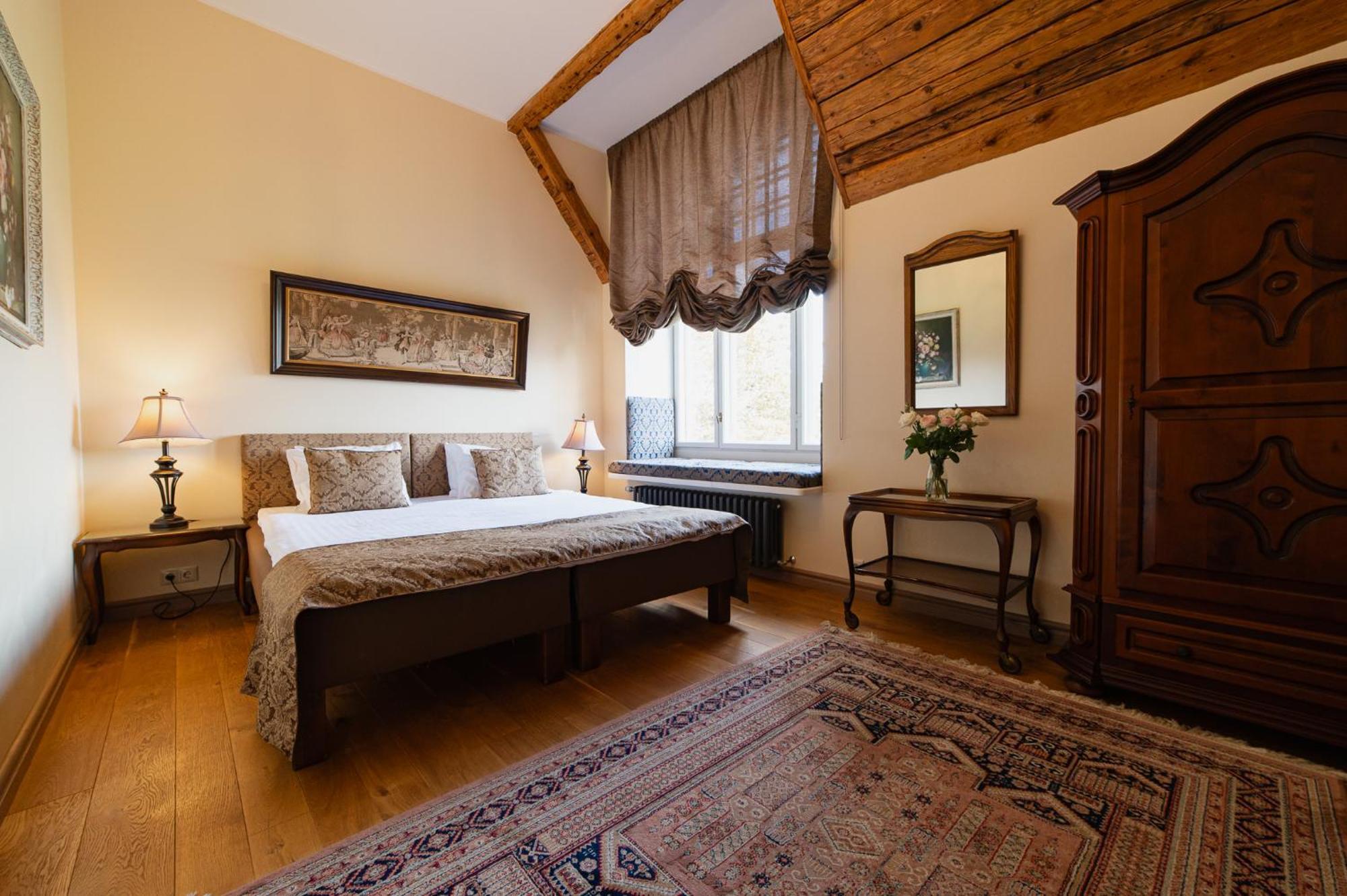 Boutique Hotel Virkas Muiza Kuldīga Exteriör bild